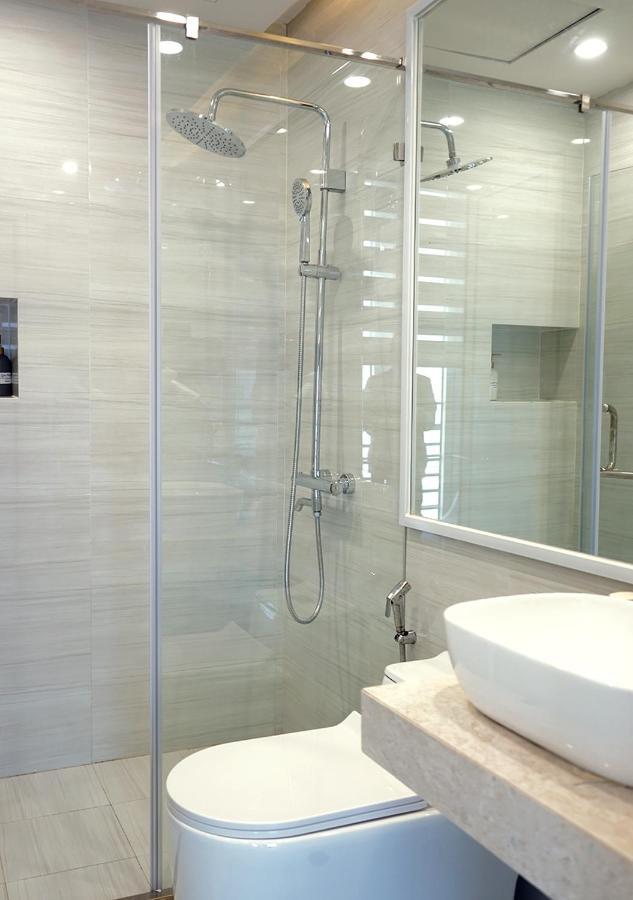 Lyn House - Service Apartment Hoang Quoc Viet Hanoi Exteriör bild